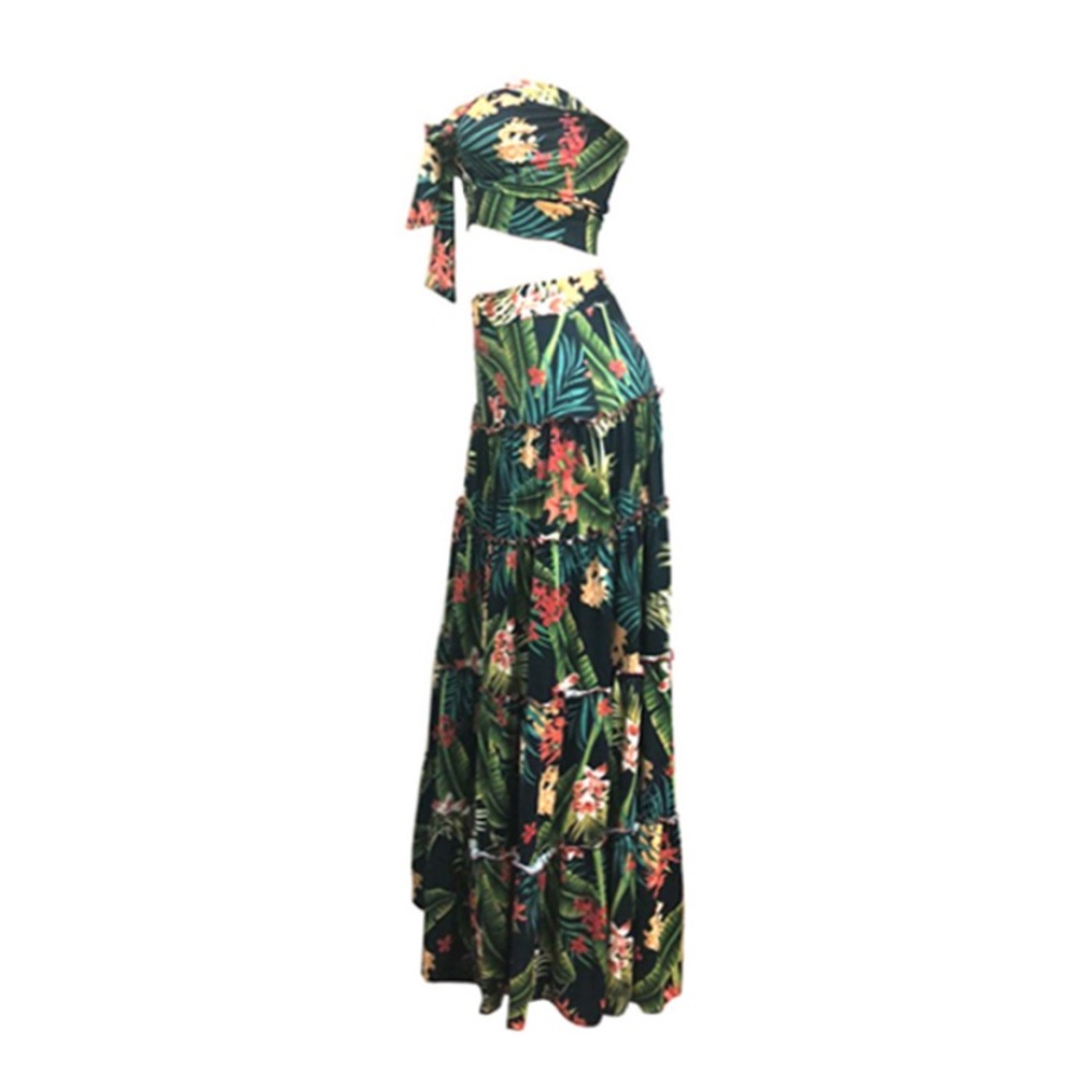 2 Piece Bandeau Top and Skirt Set - Picture 7 of 8